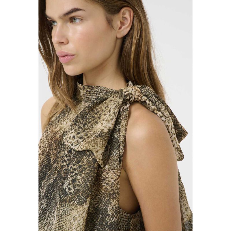 Gestuz Sanka P Top image number 2